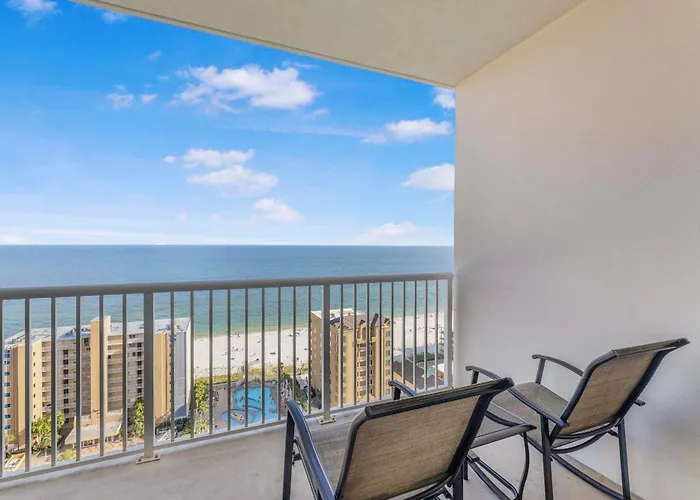 Crystal Tower 1703 By Collection Apartment