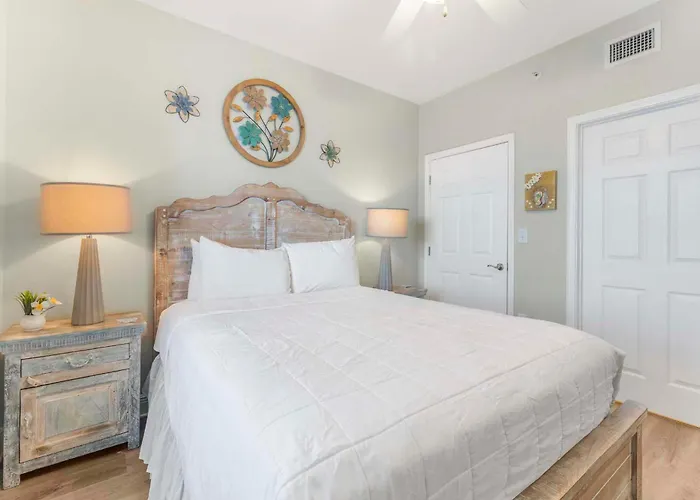 Apartment Crystal Tower 1703 By Collection Gulf Shores
